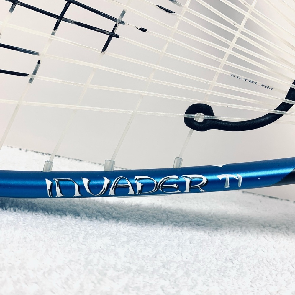 EKTELON Invader Ti Racquetball Racket 
[925 Power Level] Blue Racquet - Picture 7 of 9